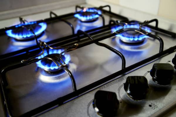4 burner gas stove