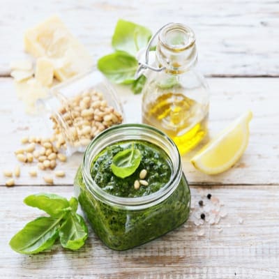 Making Pesto with hand blender