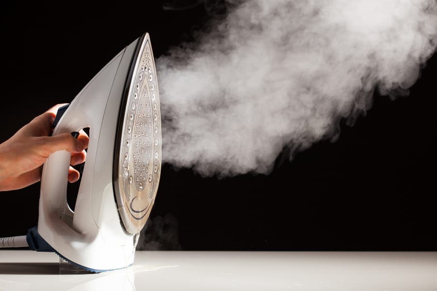 self cleaning steam iron